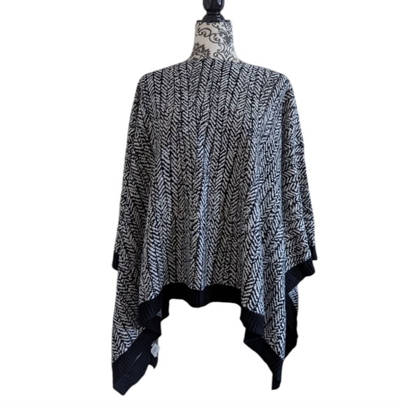 Lululemon Divinity Scarf Chunky Womens OS Soft Trax White Black Booluc Rel: 9/16 - Picture 2 of 14